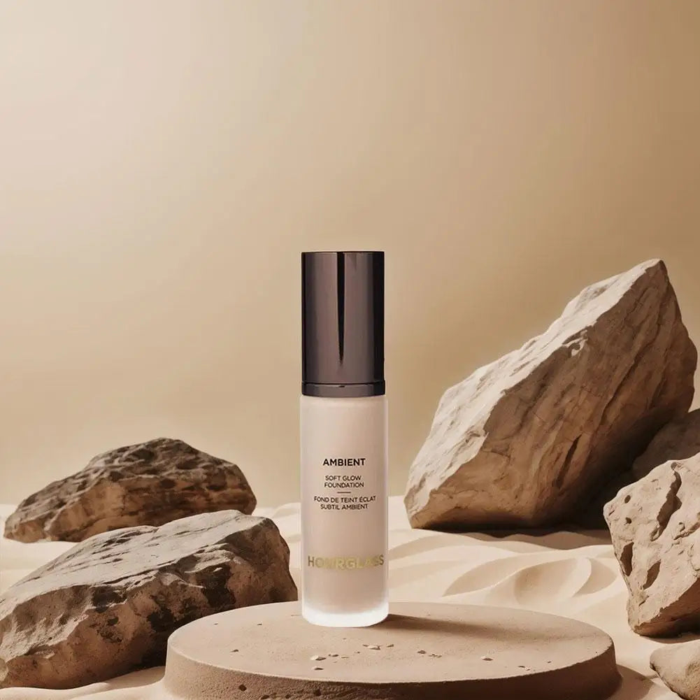 Natural Smooth High Concealing Liquid Foundation Moisturizing Ong-lasting Makeup Without Fading Foundation Traceless Concealer