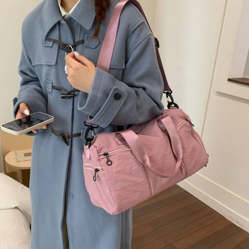 Women's Sports Fitness Bag Large Capacity Handbag Short Trip Travel Bag Commuter Crossbody Bag Breathable Soft Design