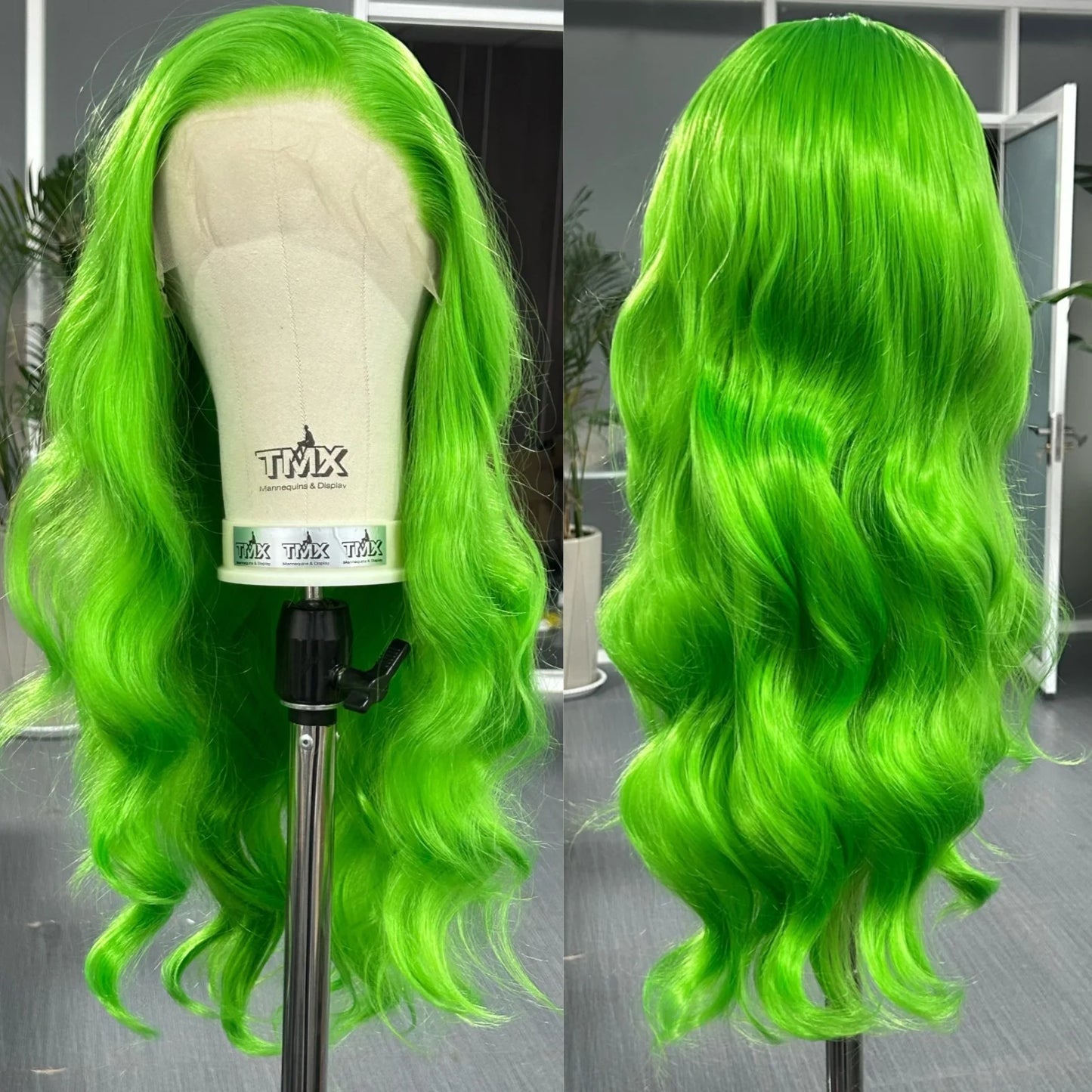 Platinum Blonde Long Wavy Synthetic Wig Free Part Loose Wave Natural Curly 13X4 Lace Front Wigs for Women Daily Party Cosplay