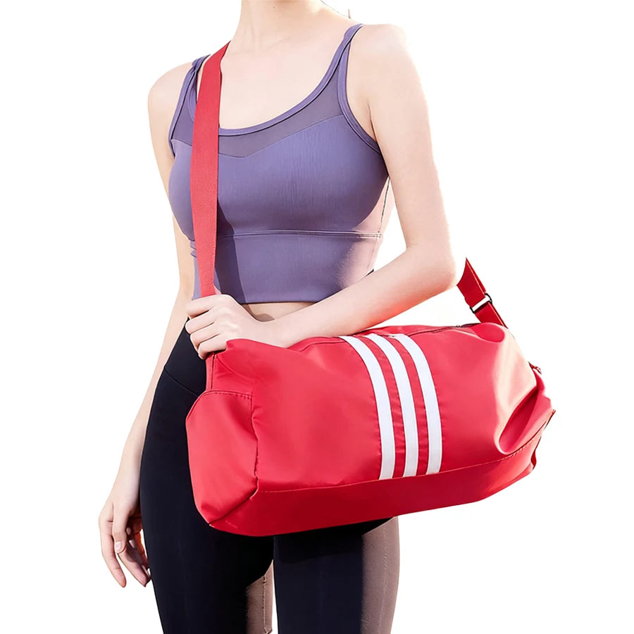 8L Fashionable Fitness Travel Bag, Large Capacity with Dry and Wet Separation Design, Lightweight and Portable, Made of Wear-Resistant Polyester with Adjustable Shoulder Straps, Suitable for Fitness Enthusiasts and Travelers,