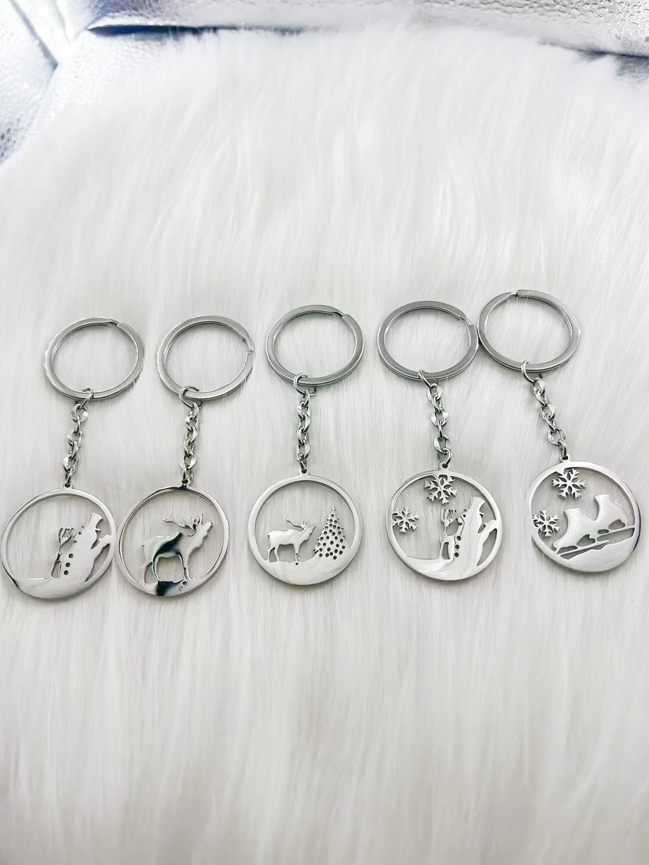 WOUWU New Mixed Christmas Keychain Cute Santa Claus Deer Pendant Keychain For Men Women New Year Party Gift