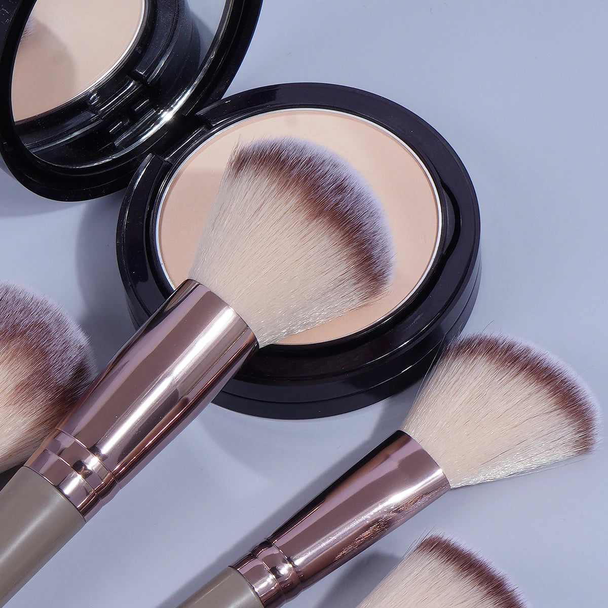 Professional Makeup Brush Set 30pcs Foundation Concealers Eye Shadows Powder Blush Blending Brushes Beauty Tools with Bag Kit