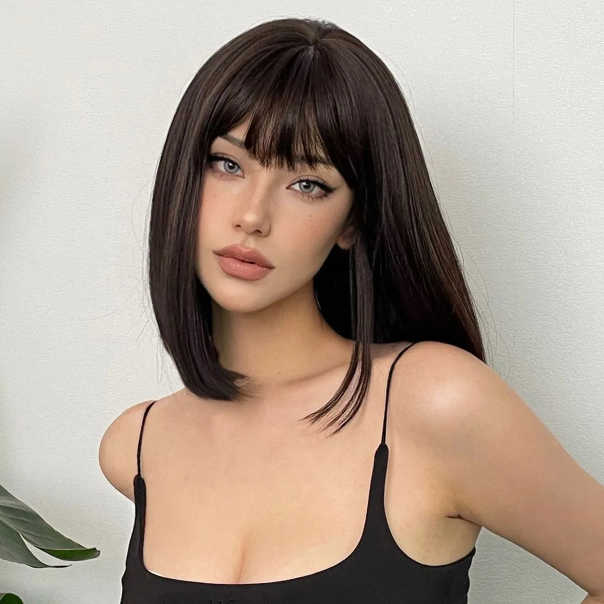 Short Black Synthetic Wig Natural Fringe Straight Bob Short Music Festival Party Cosplay Daily Use Full Head Cover