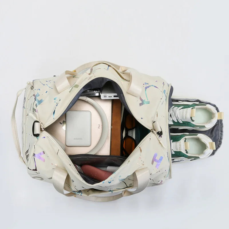 Unisex Graffiti Letter Print Waterproof Gym Yoga Sport Dance Travel Bag Crossbody Deffle Bag Fitness Swimming Wet Dry Storage