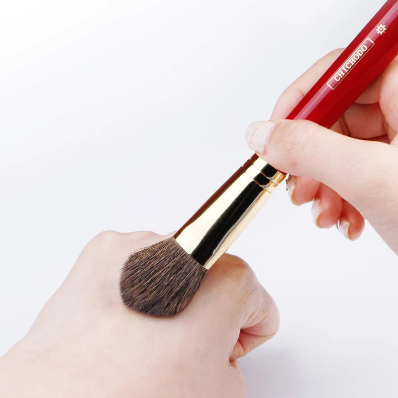 CHICHODO Luxury Makeup Brush Precision Blush Brush High Quality Soft Brush Made of Animal Hair- Red Rose Series 014