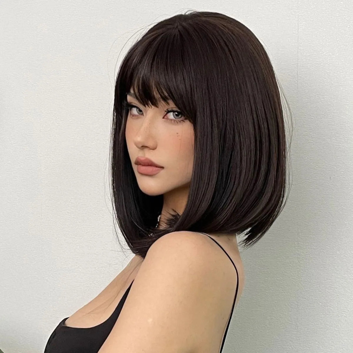 Short Black Synthetic Wig Natural Fringe Straight Bob Short Music Festival Party Cosplay Daily Use Full Head Cover