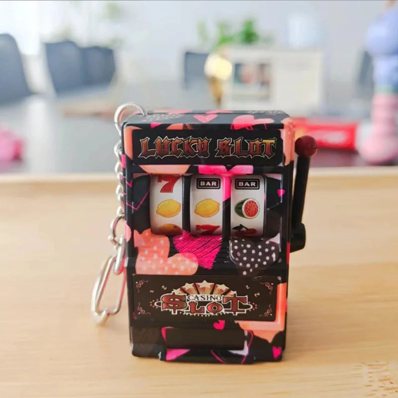 Funny Mini Slot Machine Keychain Luck Fruit Slot Gaming Machine Toy Keyring Lotto Game Bingo For Kid Cool Bag Pendant Charm Gift