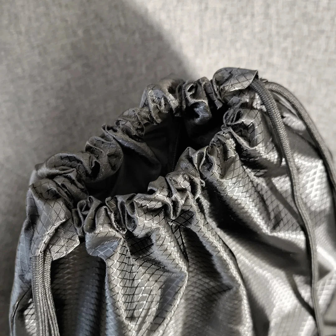 Quick Access Drawstring Backpack – Lightweight, Foldable Bag for Travel & Sports